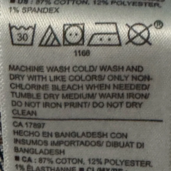 ☀️Old Navy Blue Jean Shorts with Cuffed Hem and Light Stitching🌴 - Picture 6 of 6